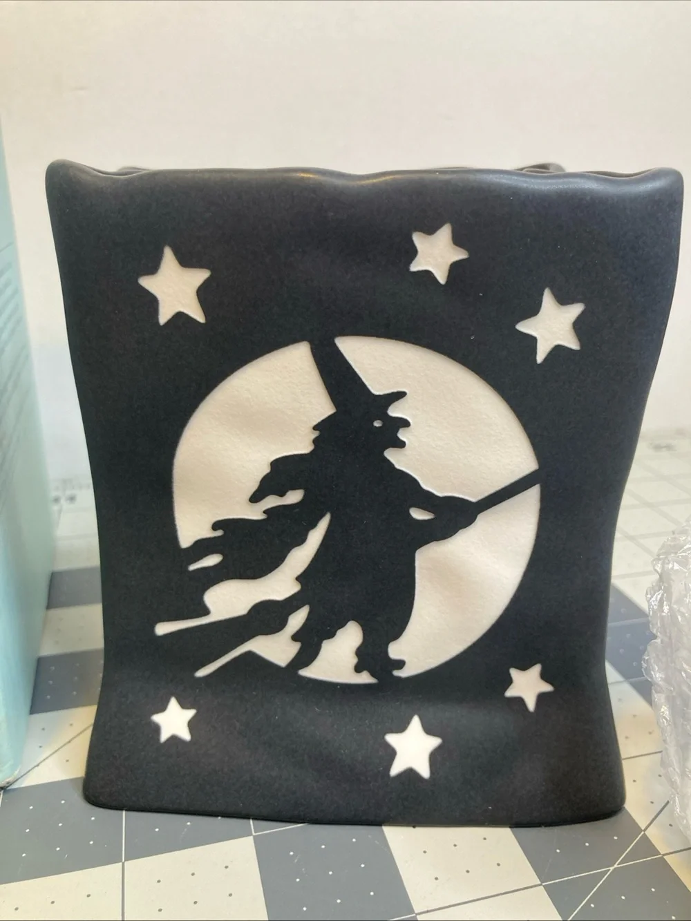 PartyLite Witch Votive Luminary Bag w/Votive Cup Glowing Black Ceramic P9775 - Picture 2 of 6